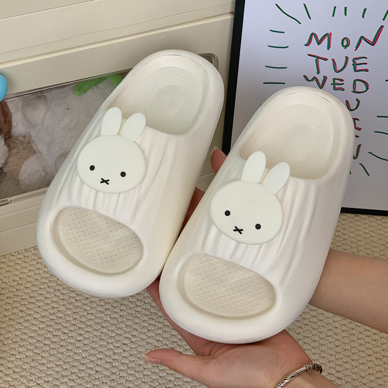 Home Goods Bathroom Accessories - Мягкие тапочки из серии Hot Cartoon